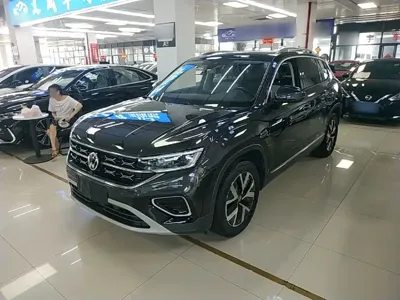 Volkswagen Tayron 2022, 57600 км, за 16257.3 USD