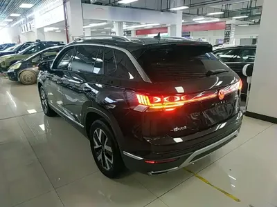 Volkswagen Tayron 2022, 57600 км, за 16257.3 USD