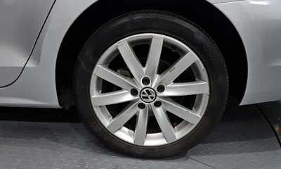 Volkswagen Jetta 2011, 106638 км, за 2636.27 USD