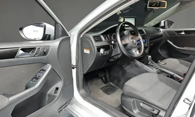 Volkswagen Jetta 2011, 106638 км, за 2636.27 USD - фото 11