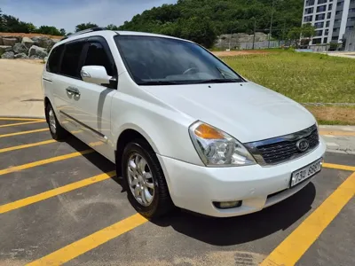 Kia Canival 2012, 182000 км, за 2800.02 USD