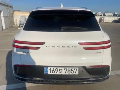 Genesis GV70 2025, 3249 км, за 30326.9 USD