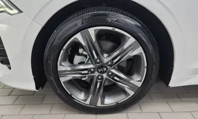 Kia K5 2021, 107561 км, за 13674.27 USD