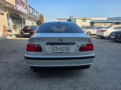 BMW 3-Series 2000, 200000 км, за 3577.94 USD