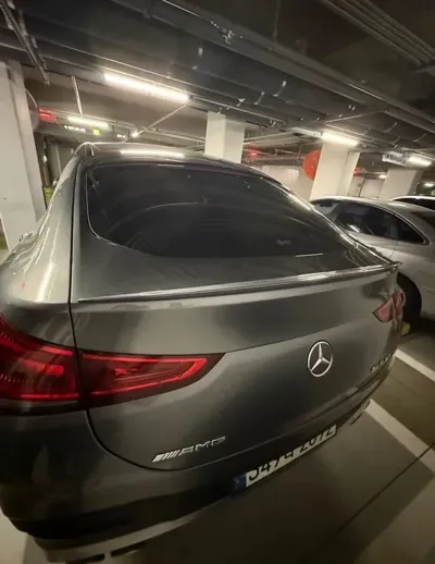 Mercedes-Benz GLE-Class 2021, 24000 км, за 42667.72 USD