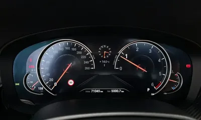 BMW 5-Series 2017, 71045 км, за 17112.65 USD - фото 8