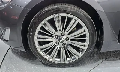 Kia K7 2016, 155091 км, за 3820.73 USD