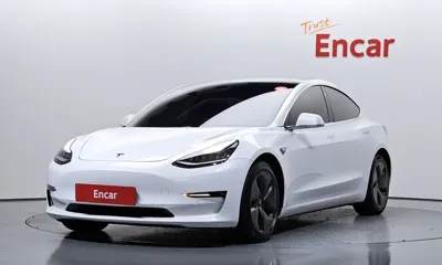 Tesla Model 3 · 2020 год
