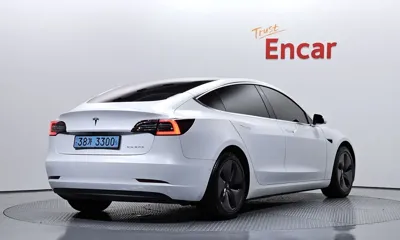 Tesla Model 3 2020, 129145 км, за 16872.97 USD