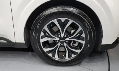 Kia Canival 2023, 19516 км, за 20264.88 USD