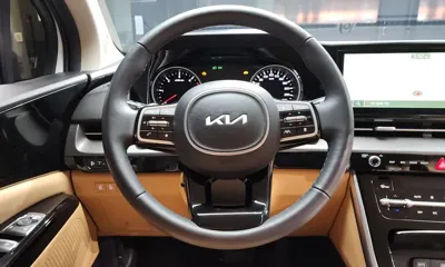 Kia Canival 2023, 19516 км, за 20264.88 USD - фото 13