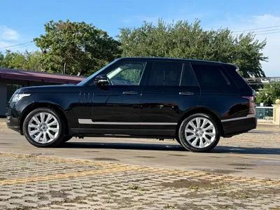 Land Rover Range Rover 2013, 150000 км, за 49734.17 USD