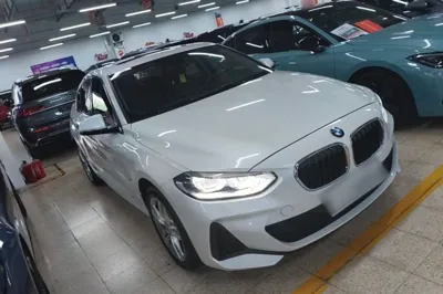 BMW 1 Series 2020, 38600 км, за 13459 USD
