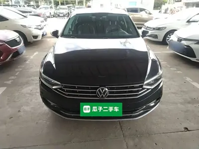 Volkswagen Magotan 2021, 159200 км, за 12615.92 USD