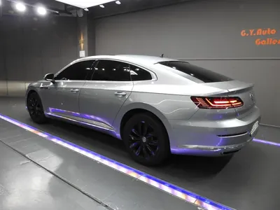 Volkswagen Arteon 2019, 94022 км, за 13153.61 USD