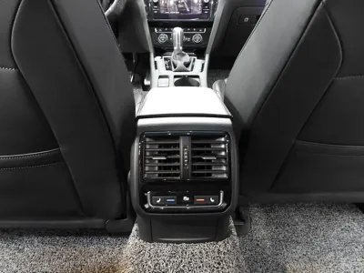 Volkswagen Arteon 2019, 94022 км, за 13131.37 USD - фото 12