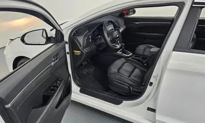 Hyundai Avante 2020, 58652 км, за 7695.82 USD - фото 10