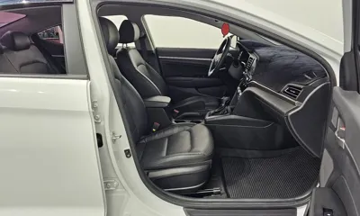 Hyundai Avante 2020, 58652 км, за 7695.82 USD - фото 11