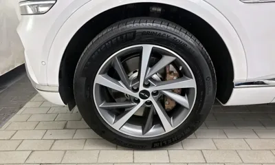 Genesis GV80 2024, 24517 км, за 41559.29 USD