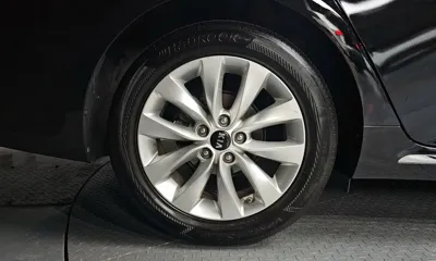Kia K5 2016, 116762 км, за 5579.62 USD