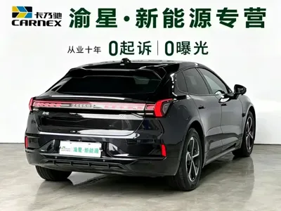 Zeekr 001