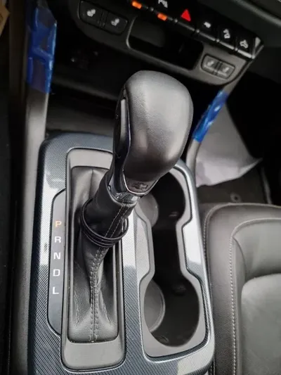 ChevroletGMDaewoo Colorado 2022, 45839 км, за 20065.16 USD - фото 9