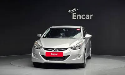 Hyundai Avante 2013, 34176 км, за 3106.82 USD