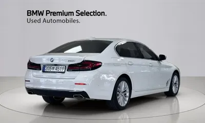BMW 5-Series 2023, 62613 км, за 21498.38 USD