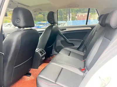 Volkswagen Golf 2020, 70000 км, за 8799.12 USD - фото 6