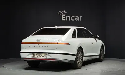 Hyundai Grandeur 2024, 18076 км, за 19697.06 USD