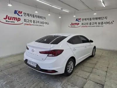 Hyundai Avante 2020, 15879 км, за 9642.15 USD