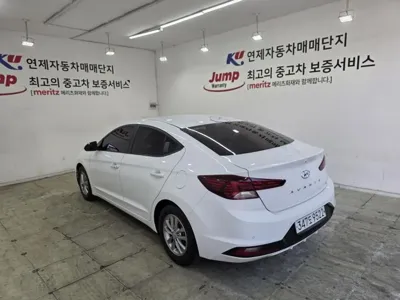 Hyundai Avante 2020, 15879 км, за 9642.15 USD