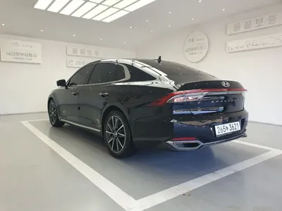 Hyundai Grandeur 2022, 114636 км, за 14723.13 USD