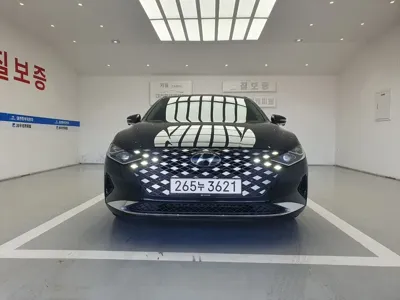 Hyundai Grandeur 2022, 114636 км, за 14723.13 USD