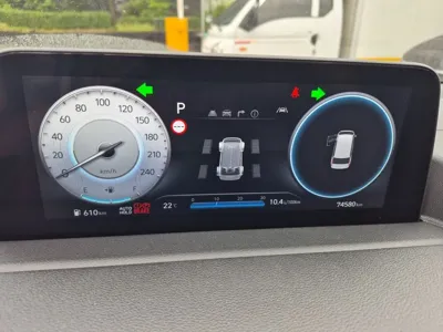 Hyundai Staria 2023, 74000 км, за 22121.57 USD - фото 7