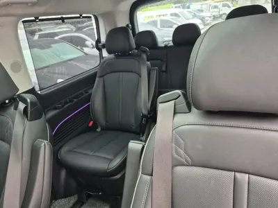 Hyundai Staria 2023, 74000 км, за 22121.57 USD - фото 8