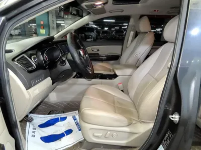 Kia Canival 2018, 129000 км, за 8730.47 USD - фото 6