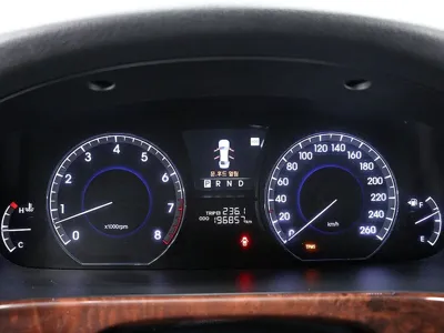 Hyundai Equus 2012, 196877 км, за 2600.27 USD - фото 8