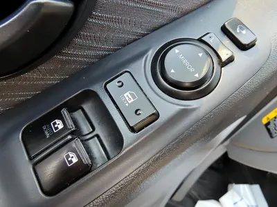 Hyundai Starex 2016, 171166 км, за 5529.54 USD - фото 13