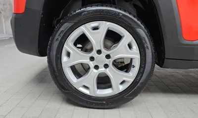 Jeep Renegade 2021, 68203 км, за 11376.19 USD