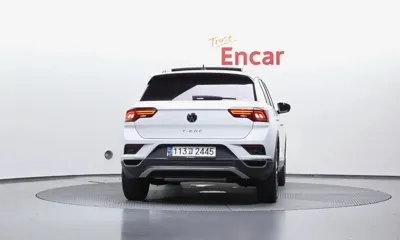 Volkswagen T-Roc 2021, 23389 км, за 16738.87 USD