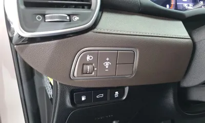 Hyundai Grandeur 2018, 177898 км, за 7817.59 USD - фото 12