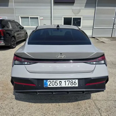 Hyundai Avante 2026, 8414 км, за 17042.35 USD