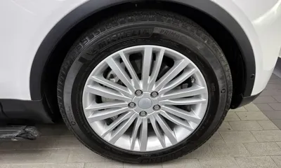 Land Rover Discovery 2019, 144088 км, за 19557.32 USD