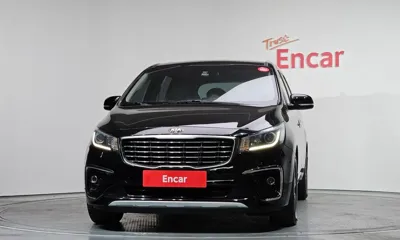 Kia Canival 2019, 180093 км, за 6754.63 USD