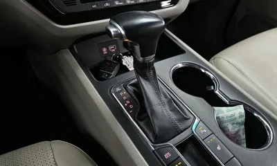 Kia Canival 2019, 180093 км, за 6754.63 USD - фото 9