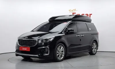 Kia Canival · 2019 год