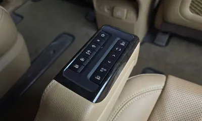 Kia Canival 2019, 73856 км, за 15960.92 USD - фото 28