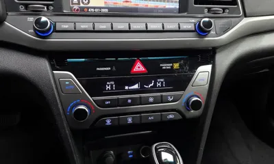 Hyundai Avante 2016, 60622 км, за 6630.69 USD - фото 18