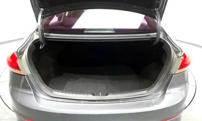 Hyundai Avante 2016, 60622 км, за 6630.69 USD - фото 20